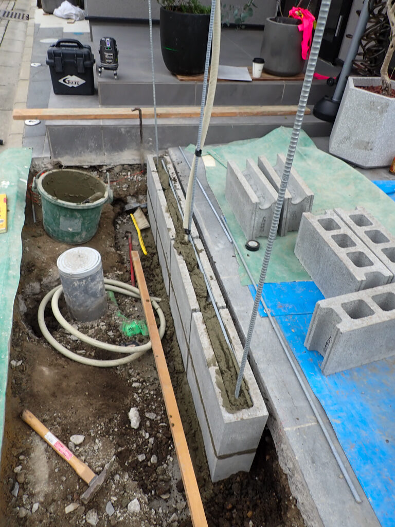 リフォーム外構の施行 門塀の中