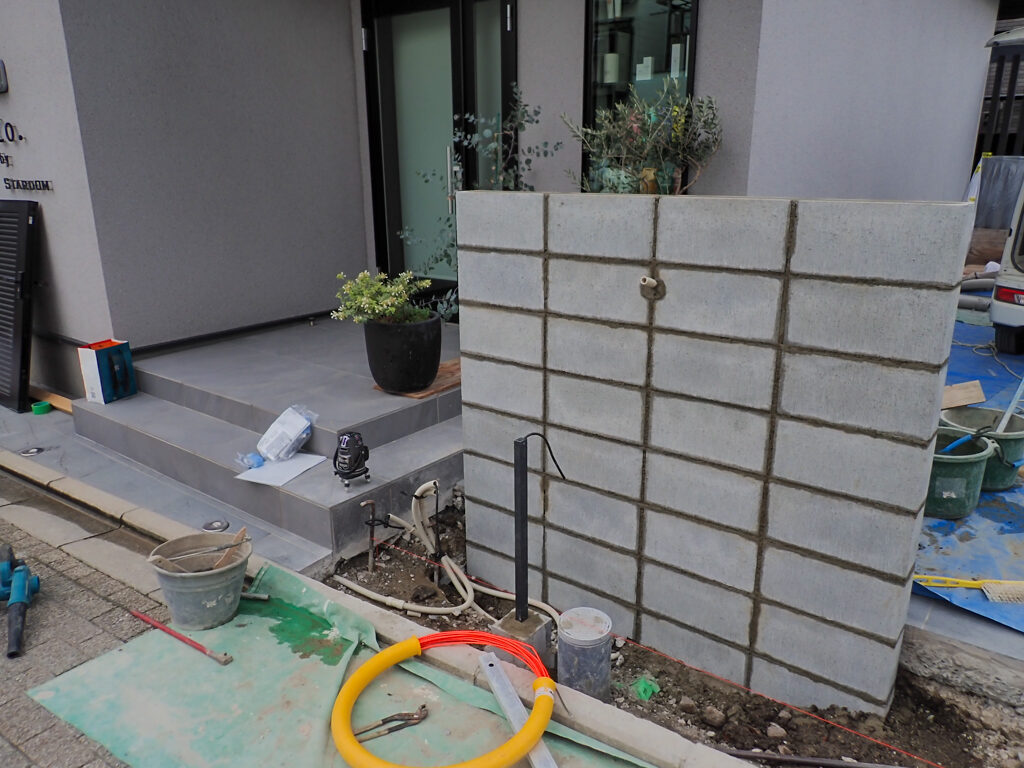 京都のエクステリア専門店 門塀の仕上がり写真